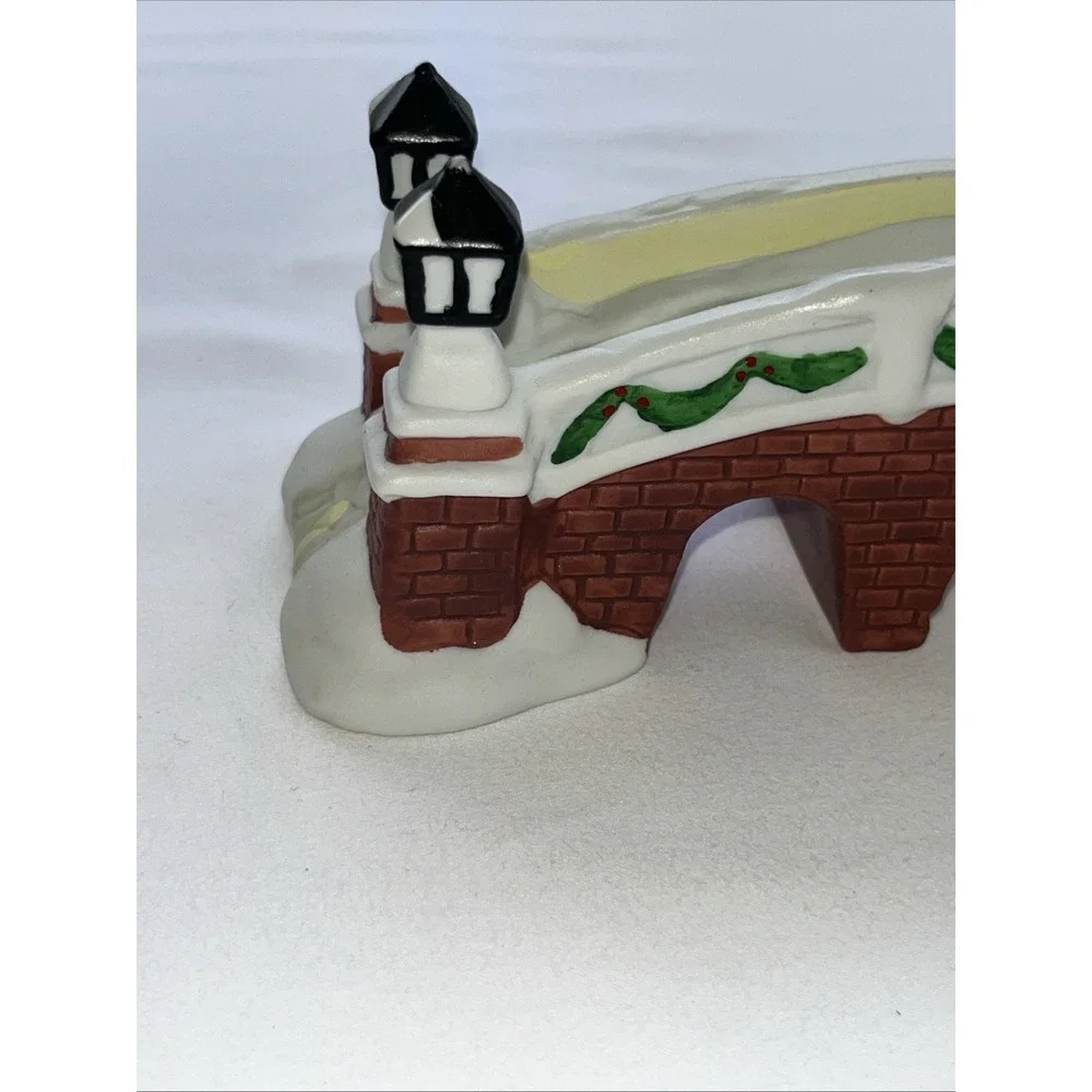 Dickens Keepsake Porcelain Brick Bridge‎ Hand-crafted